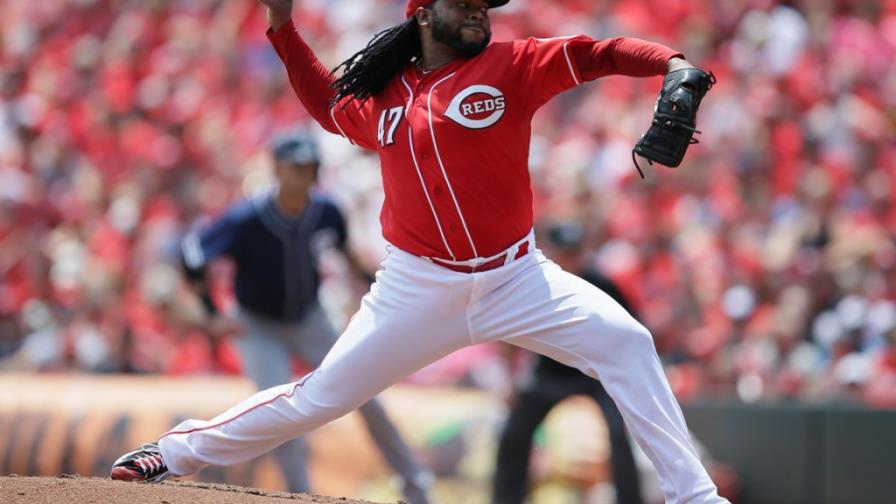 Dominicano Johnny Cueto gana; Cincinnati triunfa frente San Diego 4-0