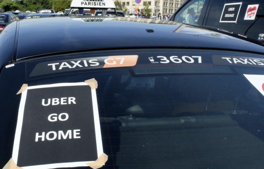 Suspenden un servicio de Uber en Francia