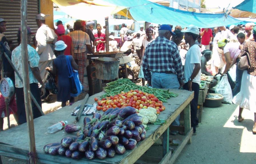 Comerciantes amenazan con boicotear el mercado binacional en Dajabón