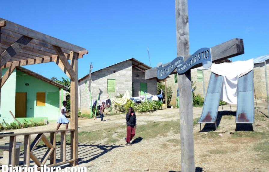 Las autoridades deciden investigar el caso del barrio de haitianos ilegales
