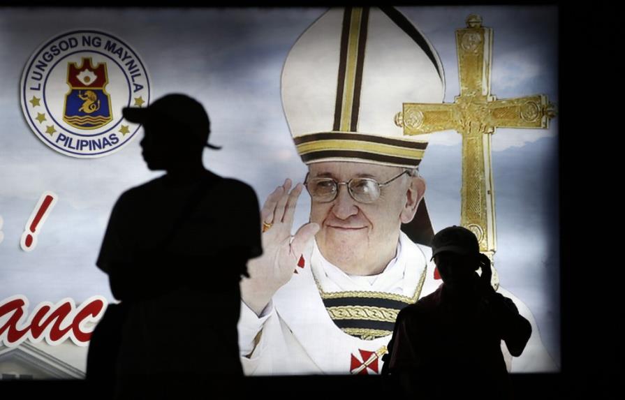 Policía filipina usará pañales durante visita del Papa