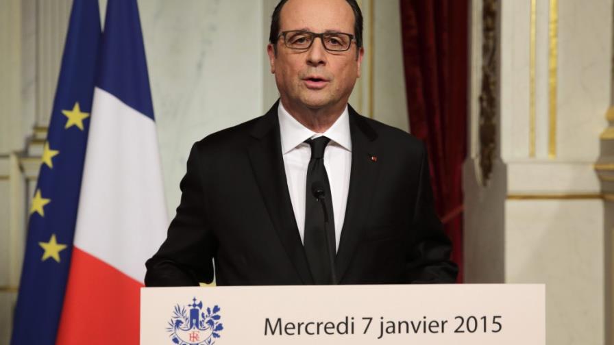 Hollande decreta una jornada de luto nacional en Francia por atentado