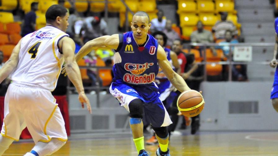 El Club Domingo Paulino mantuvo su invicto en un juego agonizante ante Pueblo Nuevo El Club Domingo Paulino mantuvo su invicto en un juego agonizante ante Pueblo Nuevo