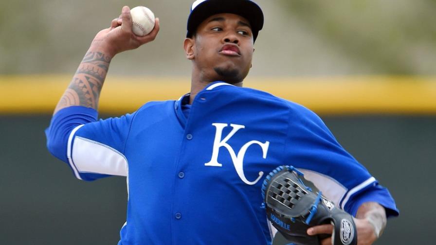 Jordano Ventura es castigado en su debut de pretemporada Jordano Ventura es castigado en su debut de pretemporada