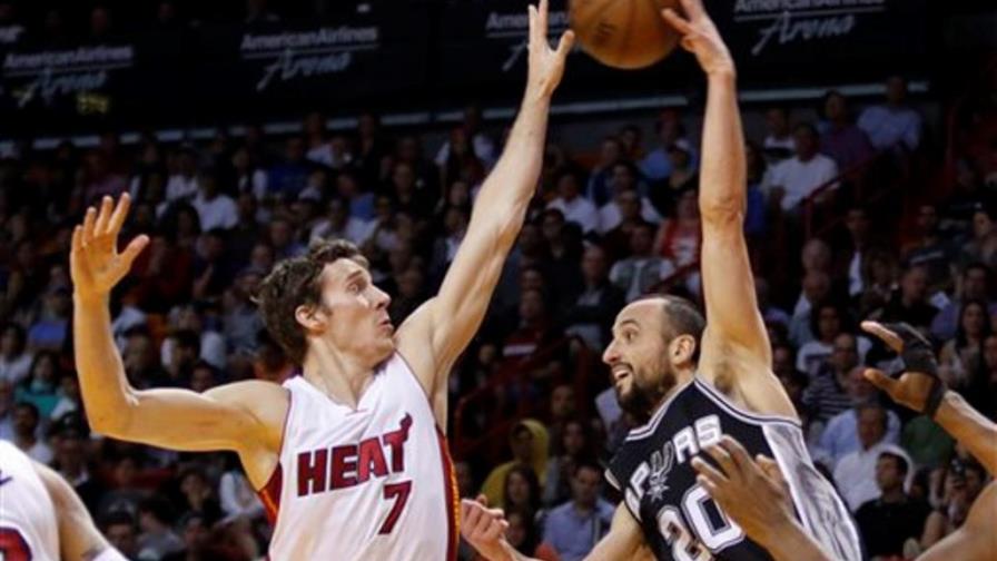 Manu Ginóbili vislumbra que no jugará más con Argentina Manu Ginóbili vislumbra que no jugará más con Argentina