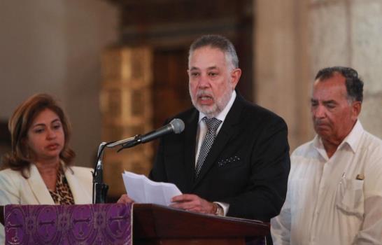 Cardenal López Rodríguez oficia misa en memoria de Juan Bautista Vicini Cabral