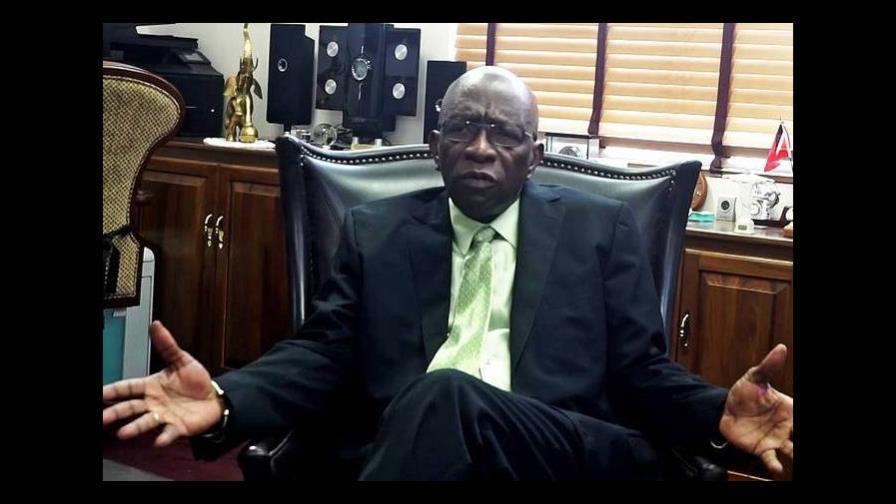Revelan detalles sobre cuentas del exvicepresidente de la FIFA Jack Warner