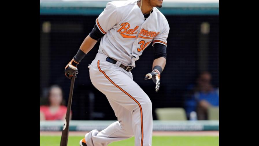 Orioles doblegan 7-3 a Indios