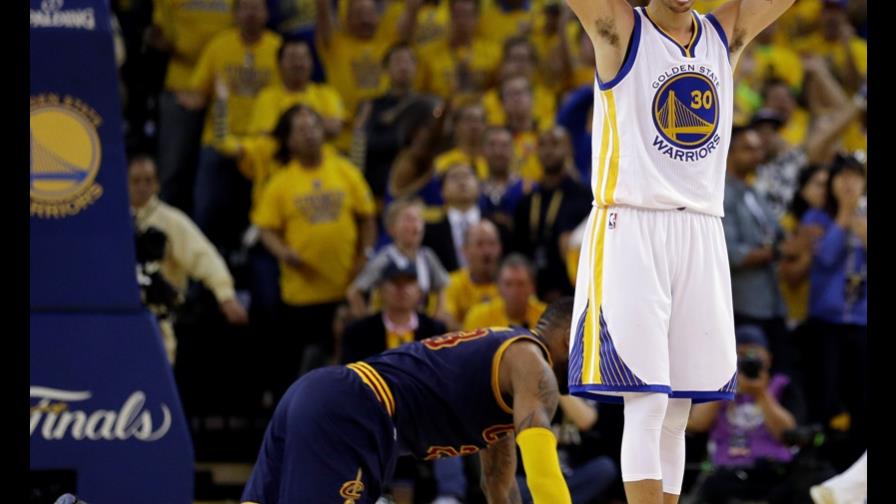 Curry pierde su puntería; Cleveland gana e iguala serie final NBA