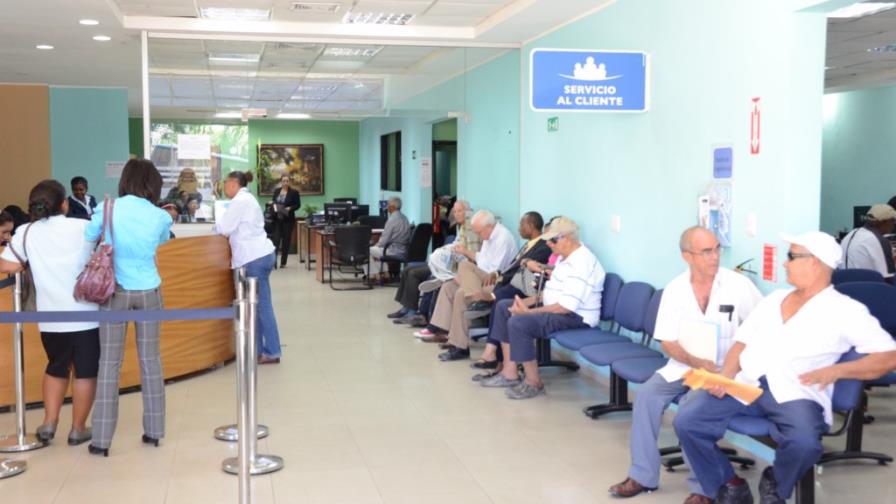 Cuando el costo de la medicina se lleva el dinero para sobrevivir Cuando el costo de la medicina se lleva el dinero para sobrevivir