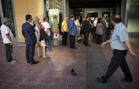 El comercio griego advierte una explosión de desempleo si el acuerdo no se concreta pronto