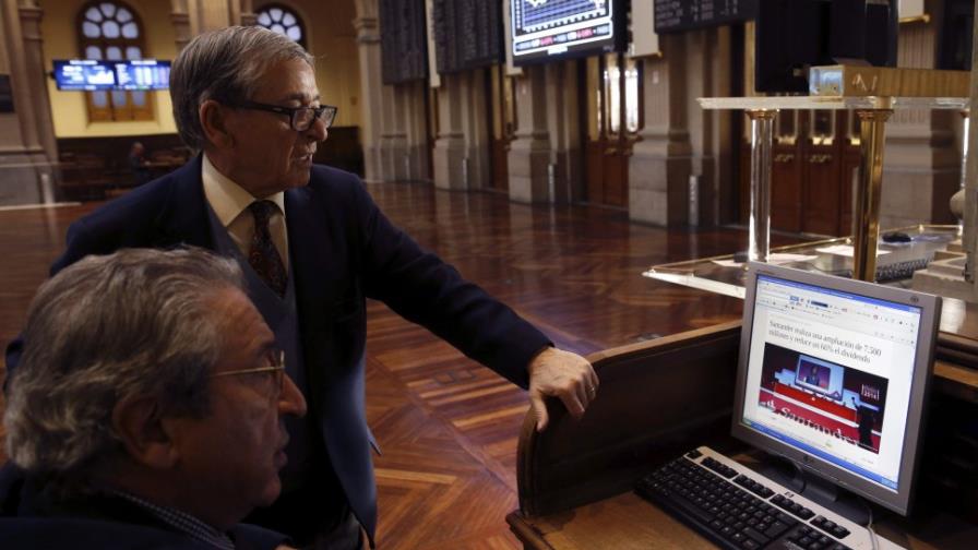 Santander ampliará capital en hasta 7.500 millones de y reducirá dividendo