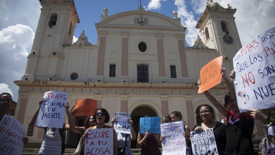 Persisten los rezagos en contra de los derechos humanos de la mujer