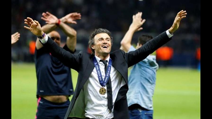 El entrenador del Barcelona amplía su contrato hasta junio de 2017