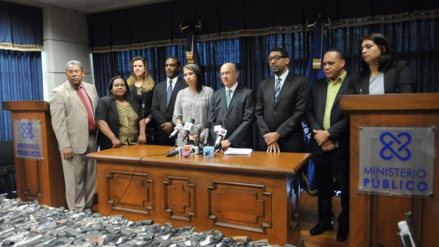 El 90% muertes policías y militares es por armas