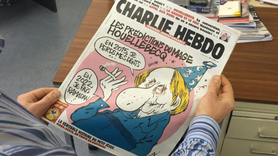 Houellebecq, portada del último Charlie Hebdo, deja de promover su novela