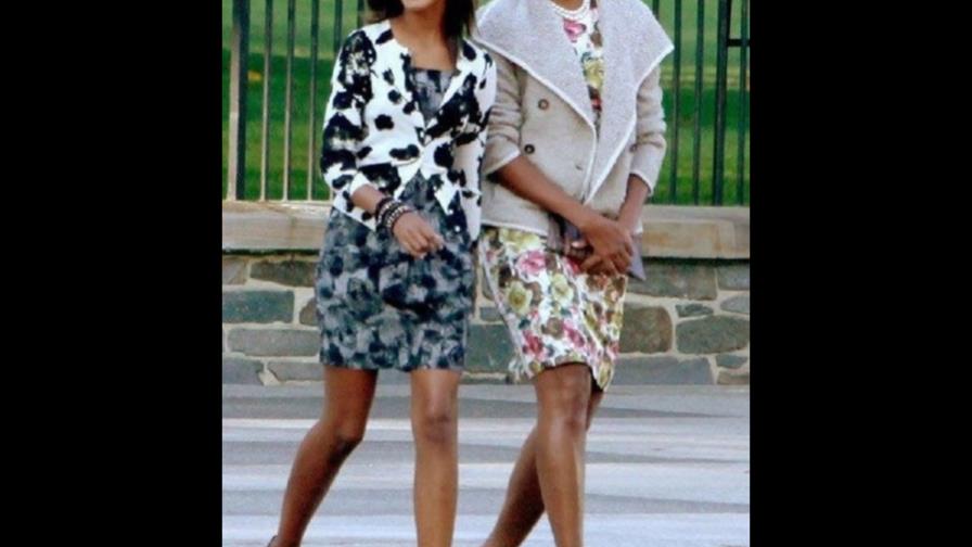 Michelle Obama busca universidad en Nueva York para su hija Malia