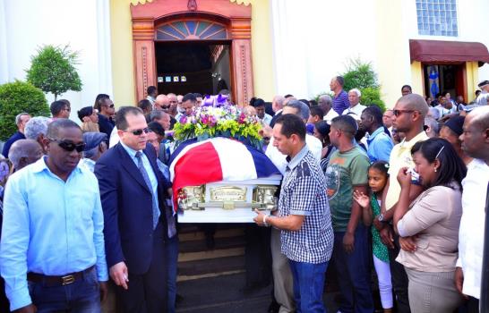 Dolor en Cotuí por muerte de viceministro de Energía y Mina Dolor en Cotuí por muerte de viceministro de Energía y Mina
