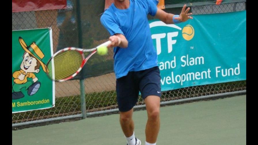 Bebo Hernández concede victoria RD