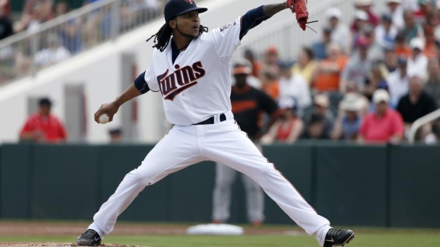 Ervin Santana, gana; A-Rod, 2-1, doble; Paredes y Eury Pérez 3-2