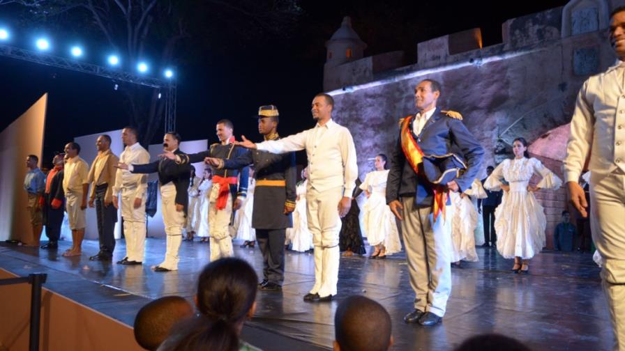 Más de 80 artistas representaron historia RD