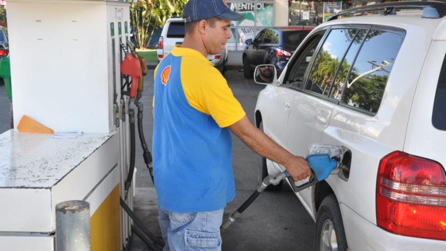 El consumo combustibles es de 1,258 millones de galones El consumo combustibles es de 1,258 millones de galones