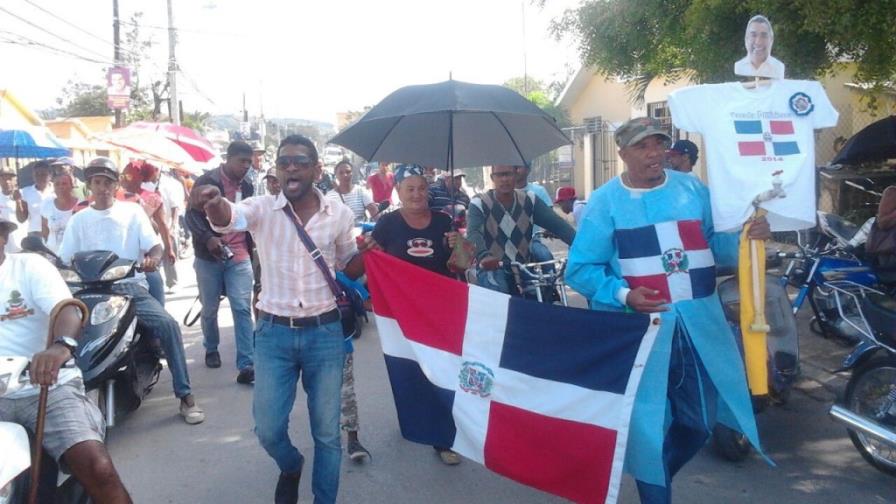 Marchan en Hato Mayor por falta de agua