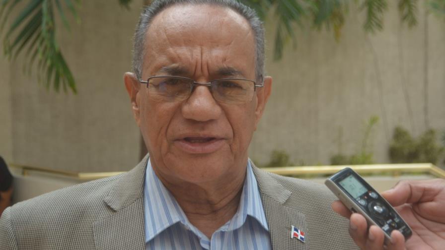 Sindicalistas denuncian en OIT bajos salarios y evasión a pago SDSS en el país