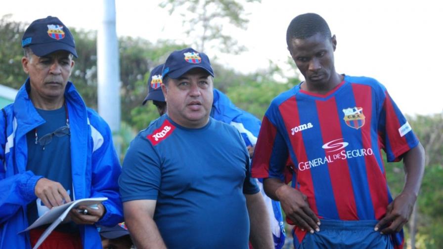 Entrenador del Barcelona FC está optimista pero no confiado por resultado en la LDF Entrenador del Barcelona FC está optimista pero no confiado por resultado en la LDF