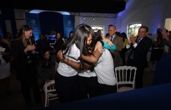 Banco Popular y JADOM premian ganadores de Banquero Joven Popular