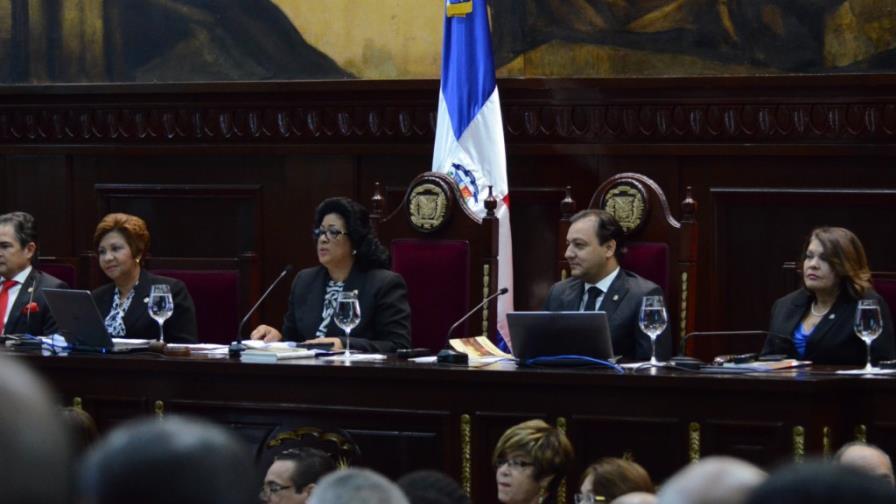 Eliminarán varios artículos transitorios de la Constitución