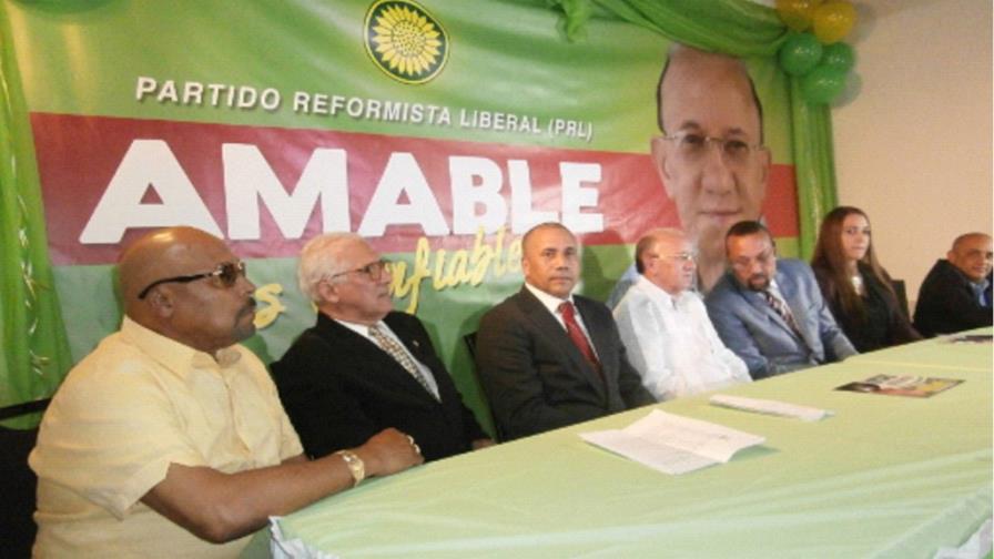 Amable Aristy rechaza críticas a Danilo Medina por reforma para reelección