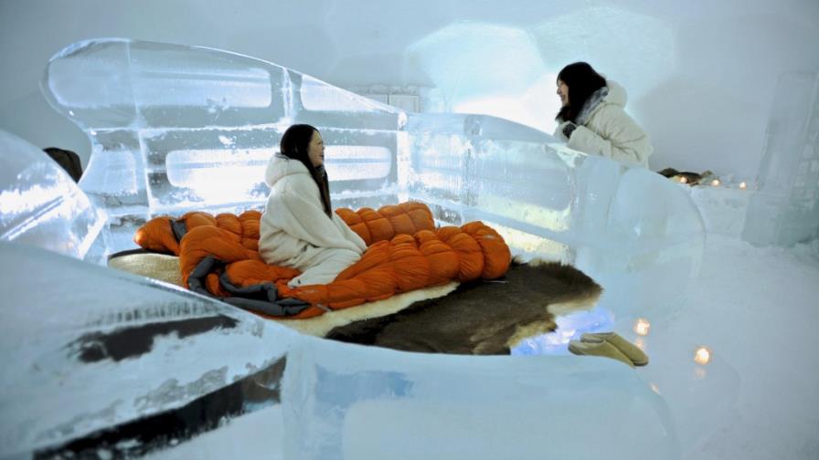 Una suite de hielo permite a sus huéspedes dormir en un ambiente ártico