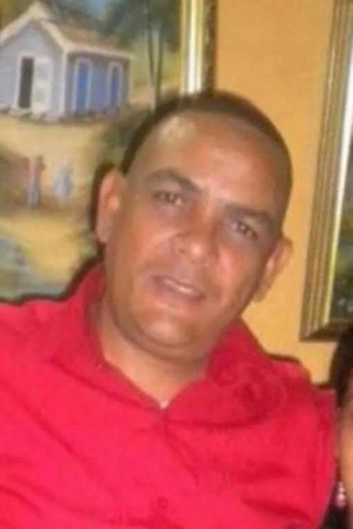 Taxista de Santiago tiene un año desaparecido
