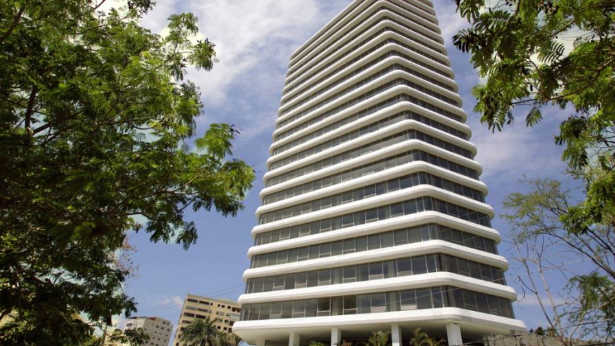 Arturo del Tiempo, el de la Torre Atiemar, tenía 19 cuentas en el HSBC, publica El Confidencial Arturo del Tiempo, el de la Torre Atiemar, tenía 19 cuentas en el HSBC, publica El Confidencial