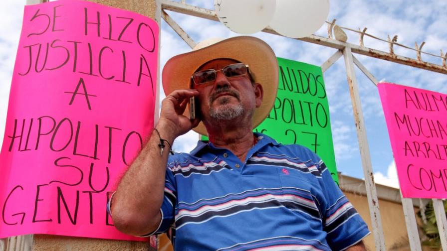 Justicia mexicana excarcela a dos líderes de autodefensas antagónicas Justicia mexicana excarcela a dos líderes de autodefensas antagónicas