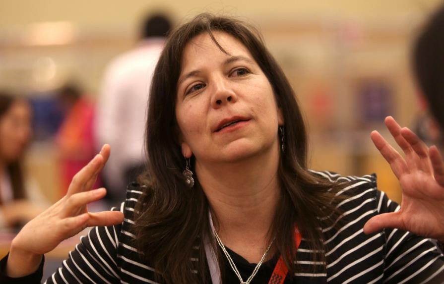 Chile está en proceso de reparar dolor de la dictadura, dice nieta de Allende
