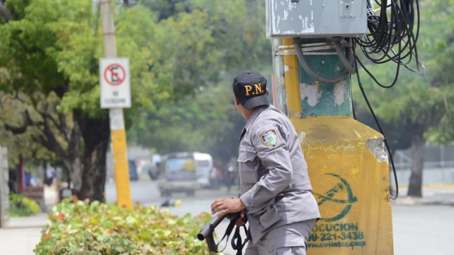 Suspenden clases en la UASD por disturbios