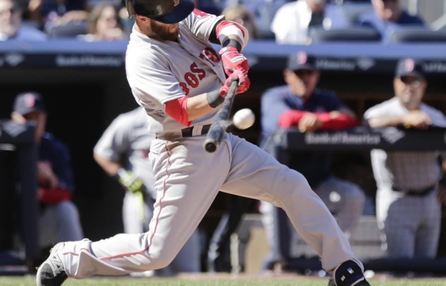 Horas después de maratón, Medias Rojas vencen a Yanquis; Johnny Cueto pierde frente a los Cardenales