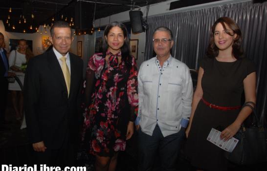 Jacqueline Ramos presenta propuesta para dirigir ADCS