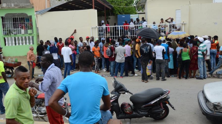 Some 240,000 foreigners have registered