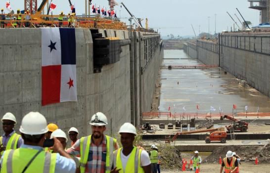 Canal de Panamá ampliado inicia pruebas para su inauguración en 2016