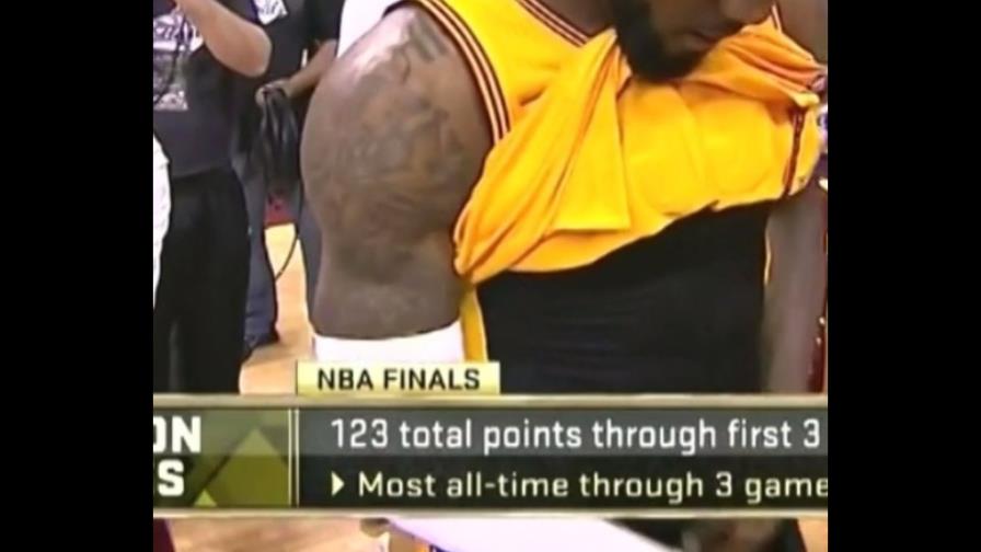 El descuido de una cámara muestra intimidades de LeBron James