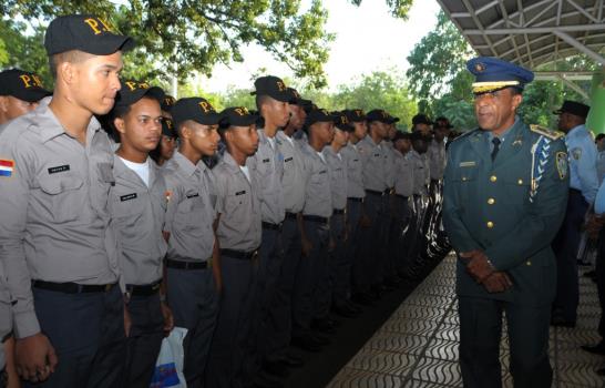 Ministerio de Educación integra a 500 nuevos agentes a la Policía Escolar