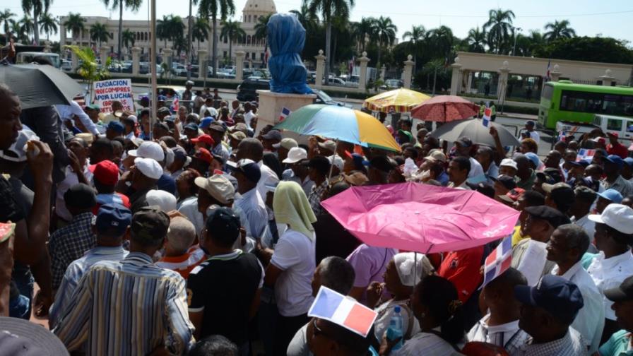 Portuarios reclaman el pago de RD$100 mil millones