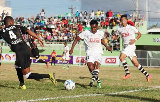 Barcelona y Cibao buscan mantener sus invictos en el fútbol dominicano