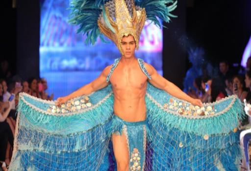 Diseñadores muestran su talento en la tercera jornada del RDFW2015