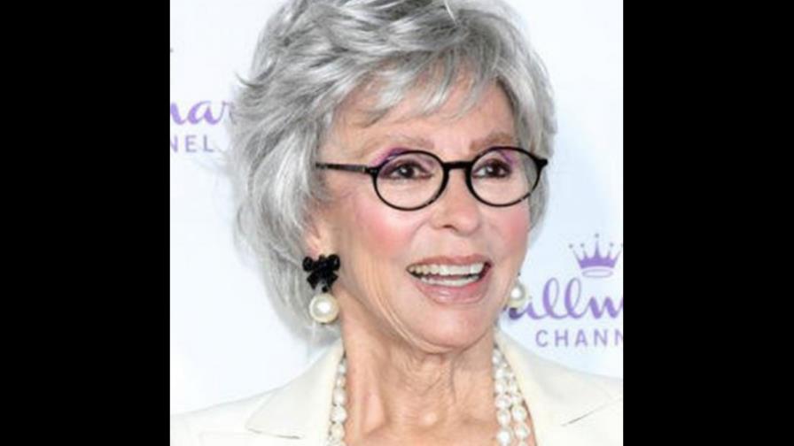 Estefan le produce disco a Rita Moreno Estefan le produce disco a Rita Moreno