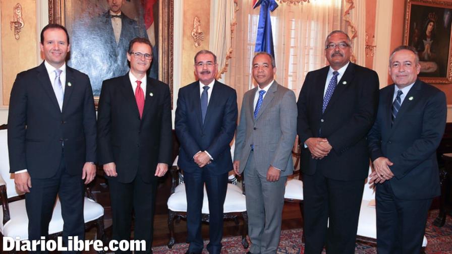 Presidente se reúne con ejecutivos de General Electric Presidente se reúne con ejecutivos de General Electric