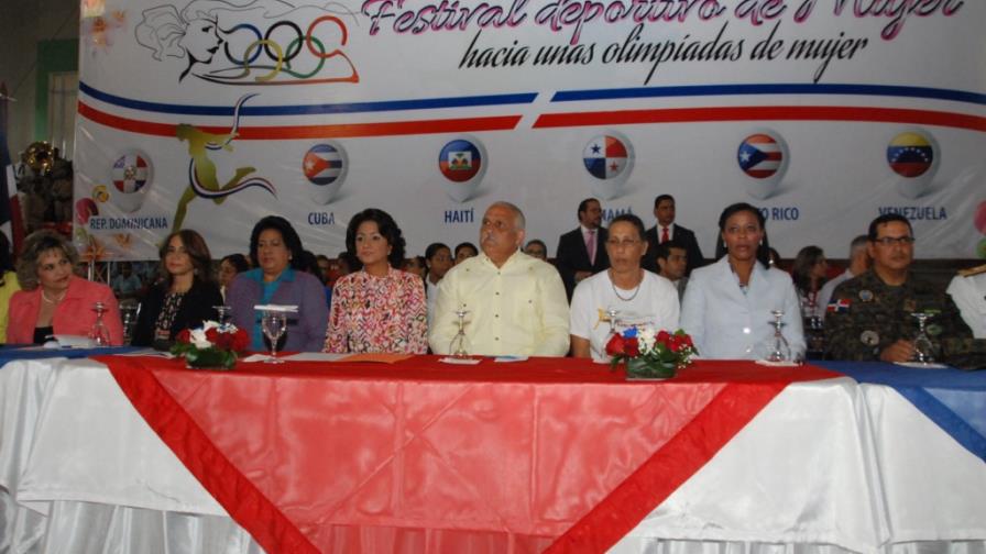 Festival Deportivo de la Mujer reúne más de 1,400 atletas